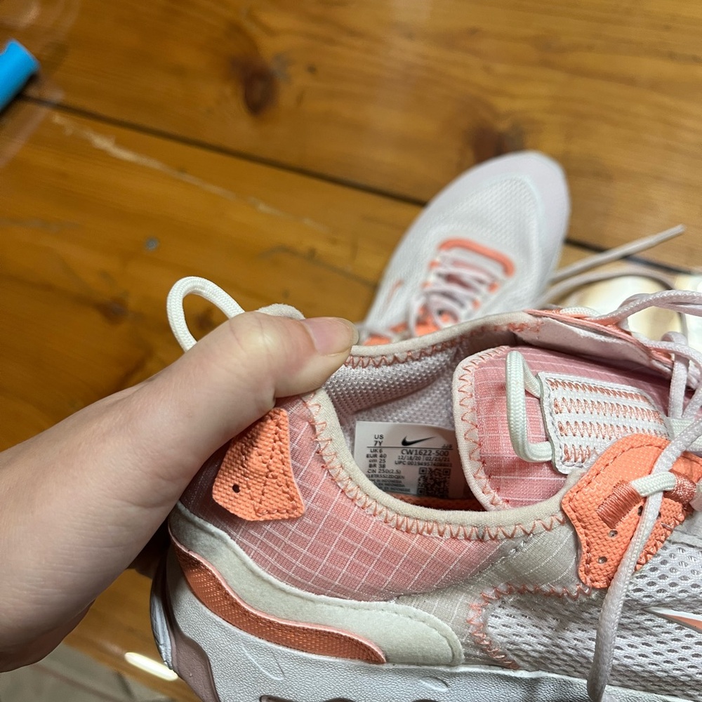 Nike Kids Sneakers - Pink and White - Picture 4 of 4